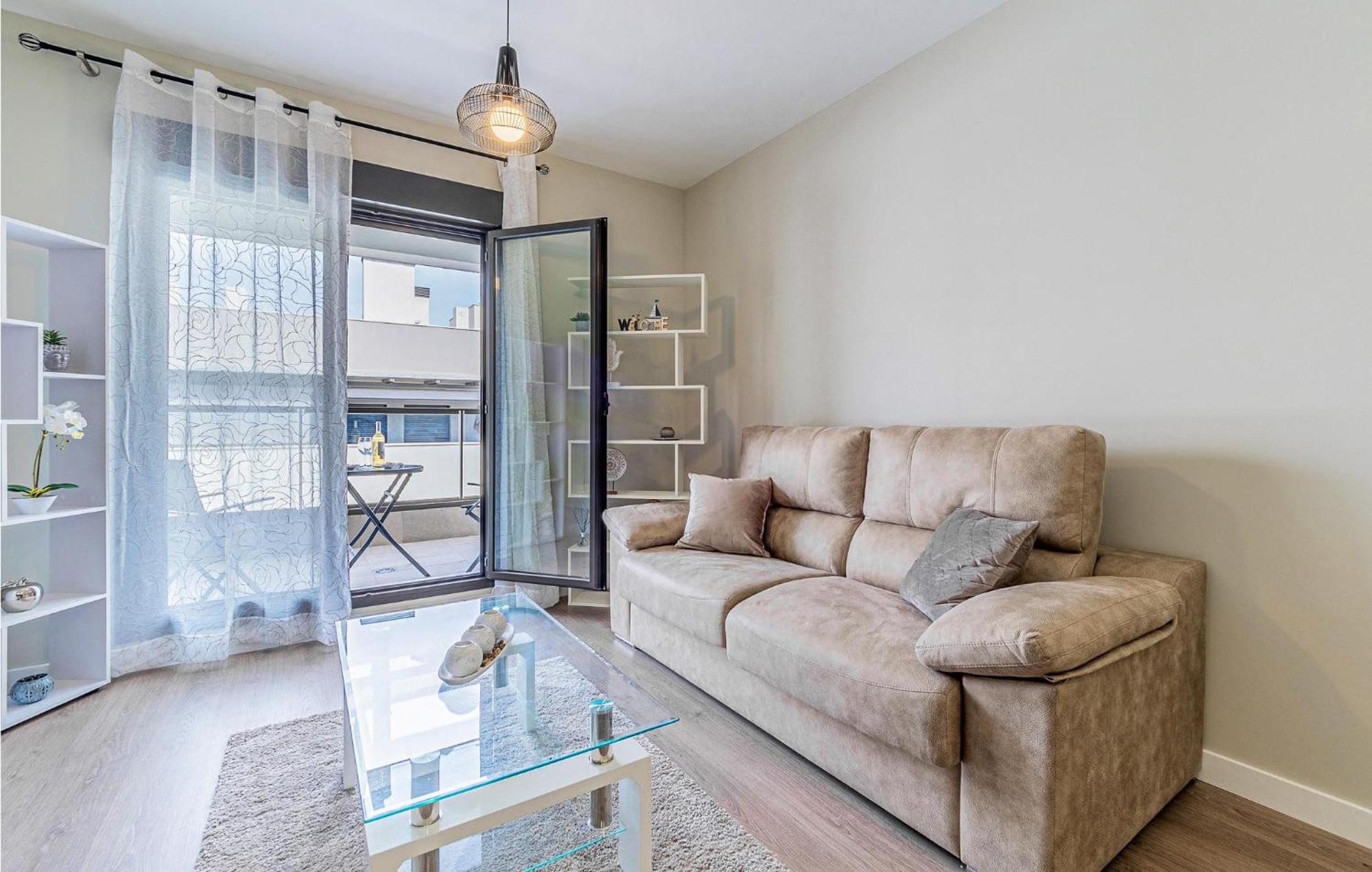 Appartement Amazing In With Outdoor Swimming Pool&2 Bedrooms *