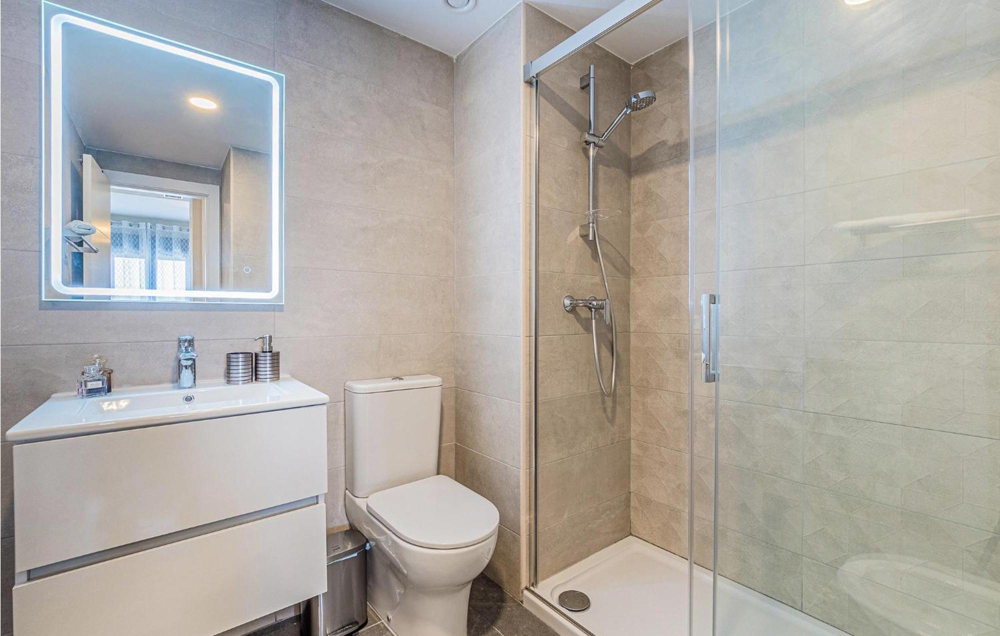 Amazing In With Outdoor Swimming Pool&2 Bedrooms Appartement Sevilla